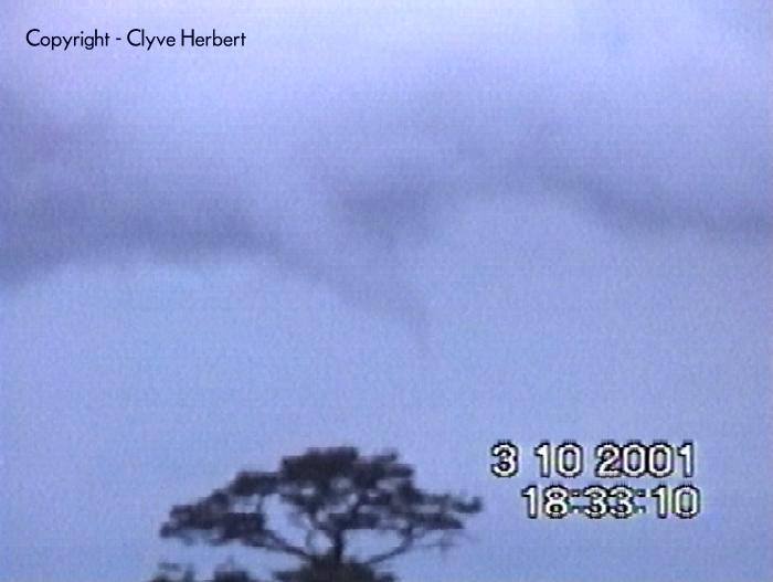 Leopoldtornado0023.JPG (30841 bytes)